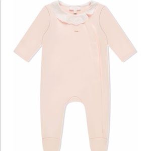 CHLOÉ KIDS
lace-collar pajama bib set